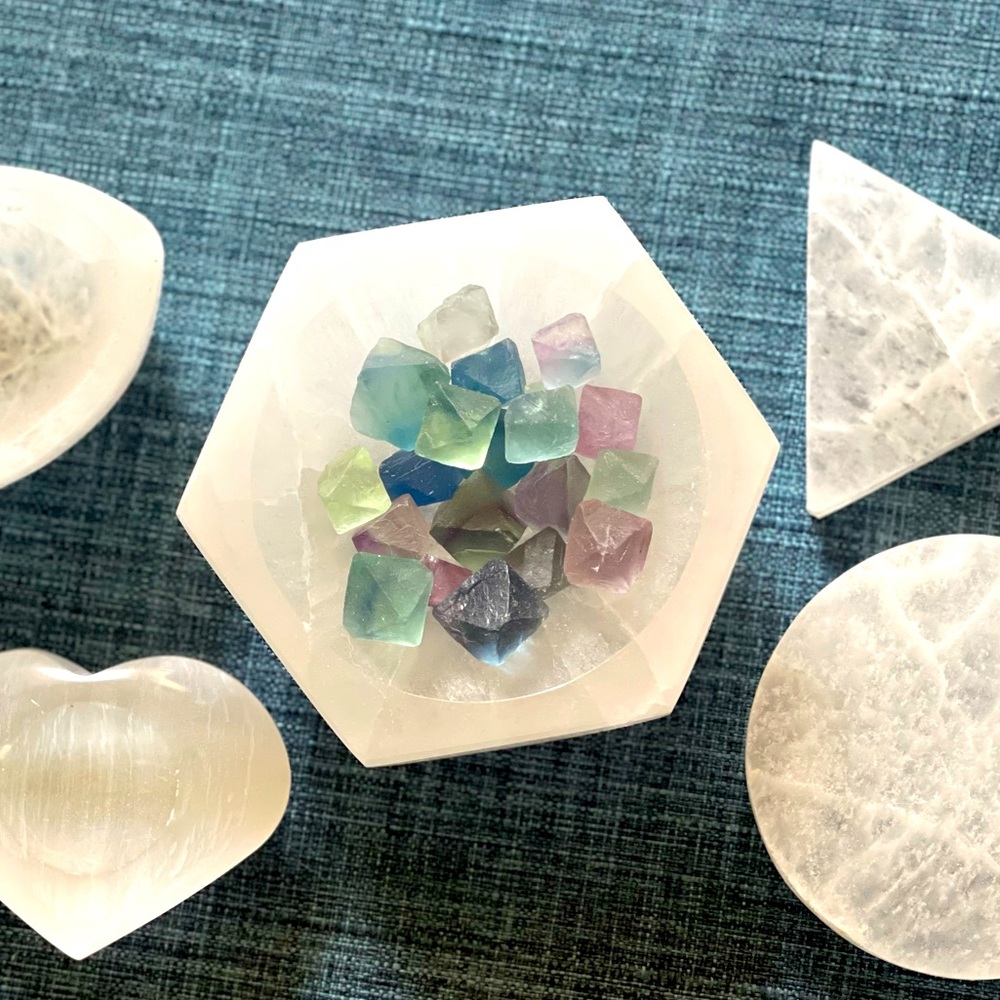 Quality selenite bowl